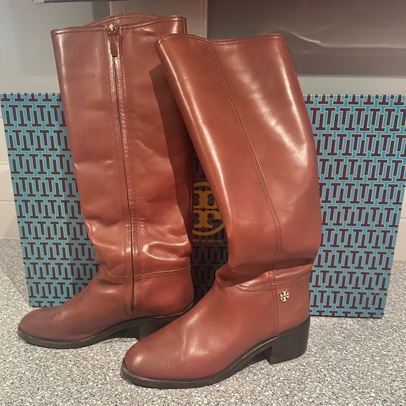 Tory Burch Fulton boot in Dark Sepia with box - Picture 1 of 7